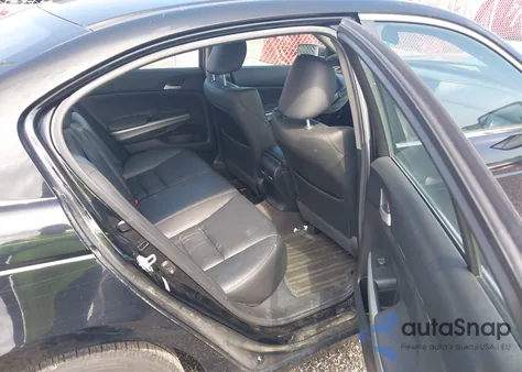 2010 Honda Accord Exl z USA, uszkodzony, nr VIN 1HGCP2F83AA150117